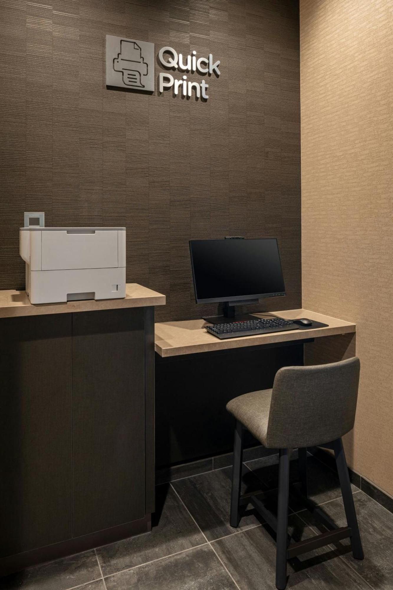 Courtyard By Marriott Petaluma Sonoma County Hotel Екстериор снимка