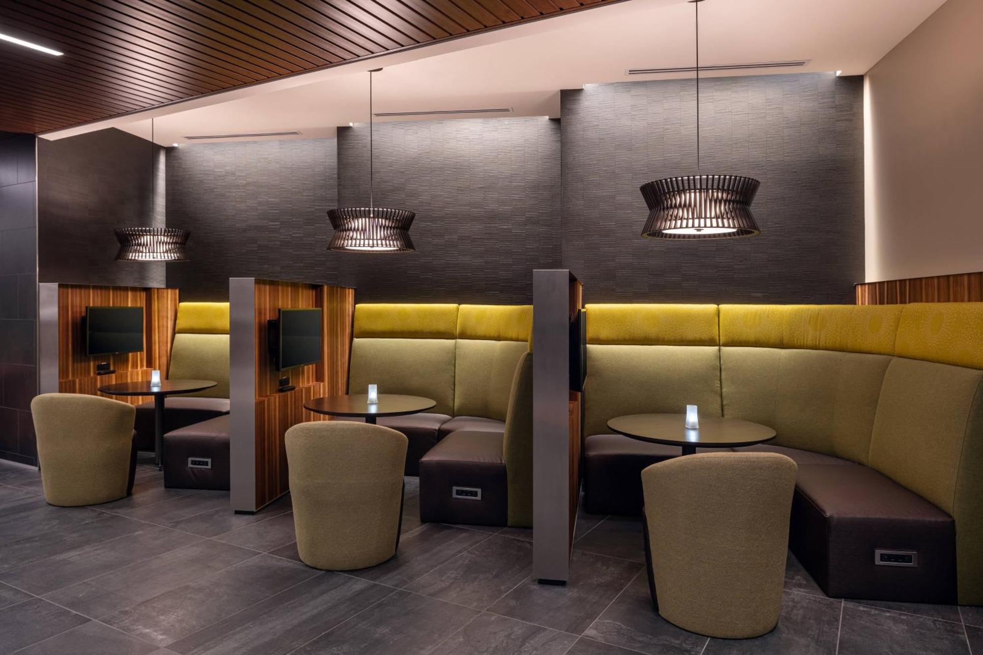 Courtyard By Marriott Petaluma Sonoma County Hotel Екстериор снимка