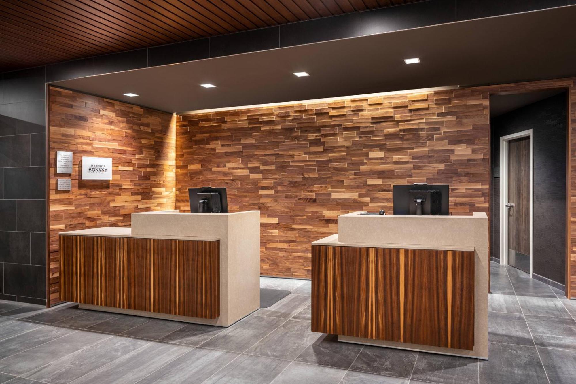 Courtyard By Marriott Petaluma Sonoma County Hotel Екстериор снимка